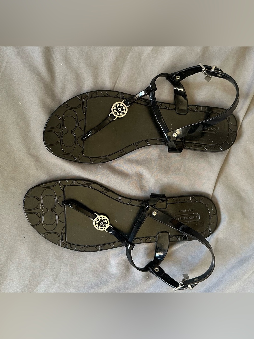 Coach 'Pansy' Logo T-Strap Jelly Sandal 9 - Picture 1 of 10